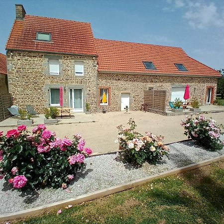 La Ferme D' Emerentine Bacilly Buitenkant foto