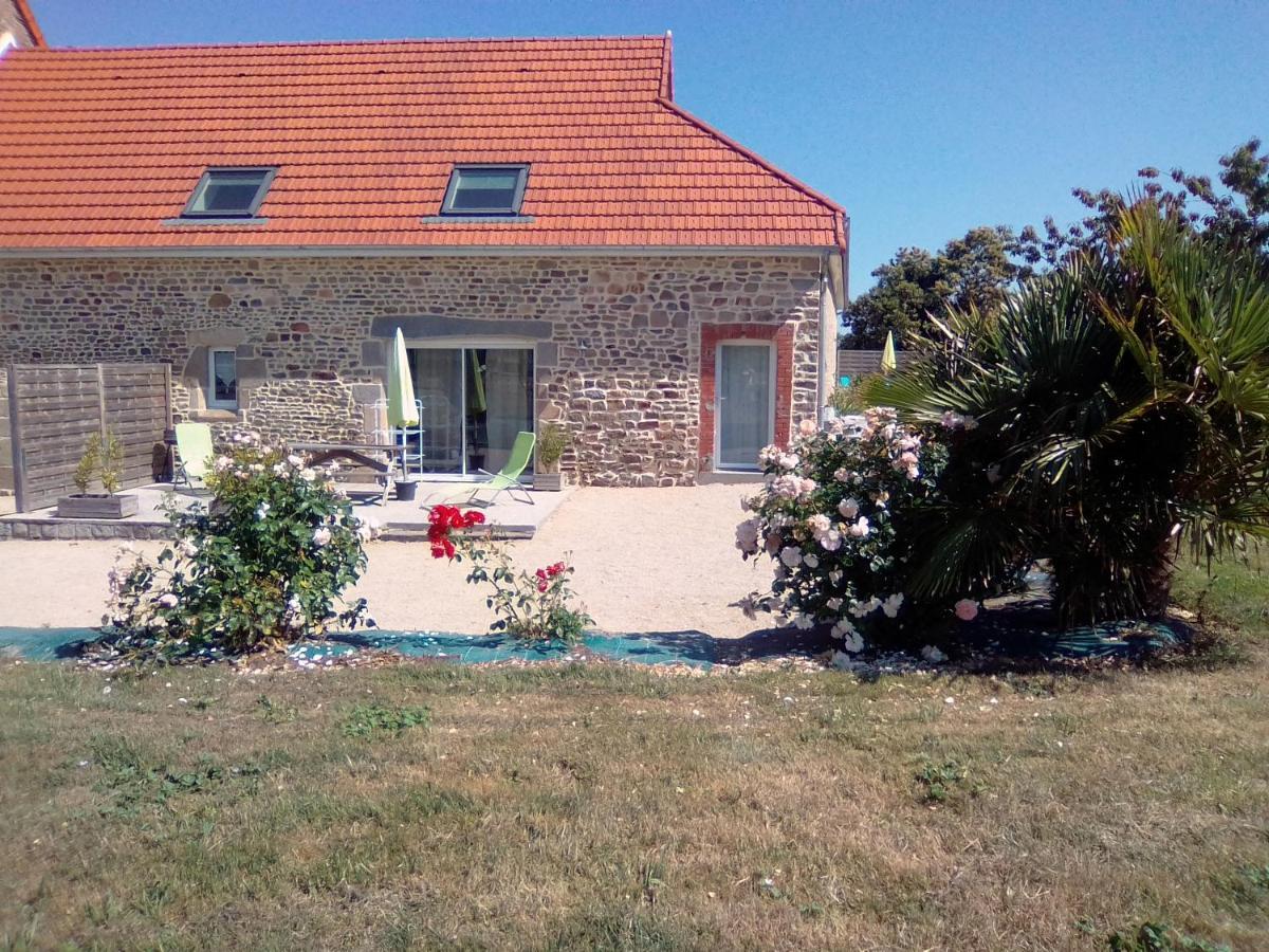 La Ferme D' Emerentine Bacilly Buitenkant foto