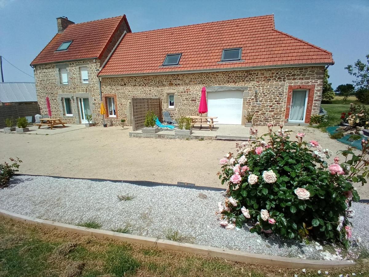 La Ferme D' Emerentine Bacilly Buitenkant foto