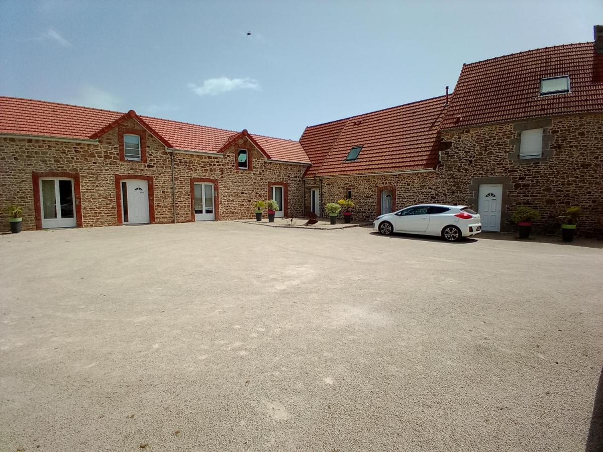 La Ferme D' Emerentine Bacilly Buitenkant foto