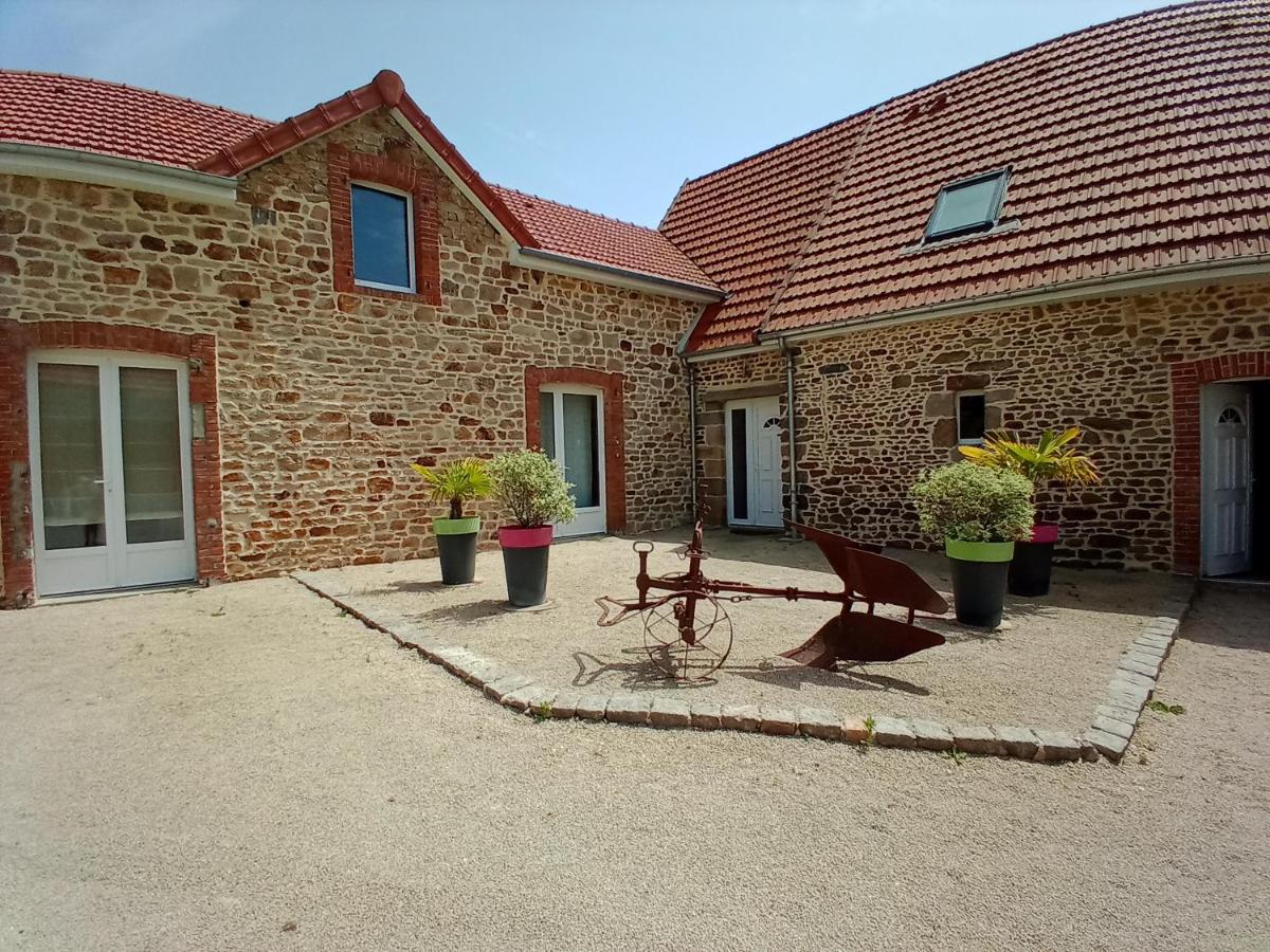 La Ferme D' Emerentine Bacilly Buitenkant foto