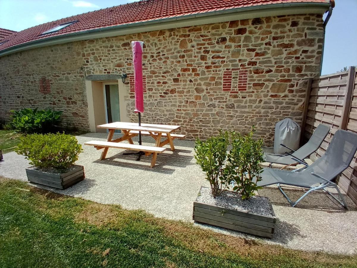 La Ferme D' Emerentine Bacilly Buitenkant foto